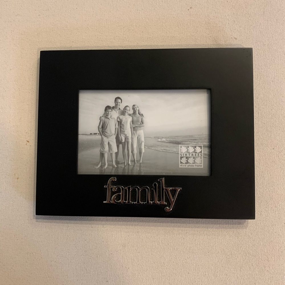 4 x 6 photo frame black with silver family